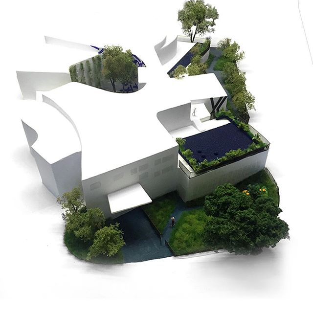 LES PLATEAUX SAUVAGES➖Dans l'attente des résultats des budgets participatifs de la ville de paris, notre projet d'aménagements paysagers de la fabrique artistique Les Plateaux Sauvages est visible en version réduite! #maquettefever #theater #menilmontant #landscaping #plateauxsauvages #🍀 @bigtime.studio #🌳